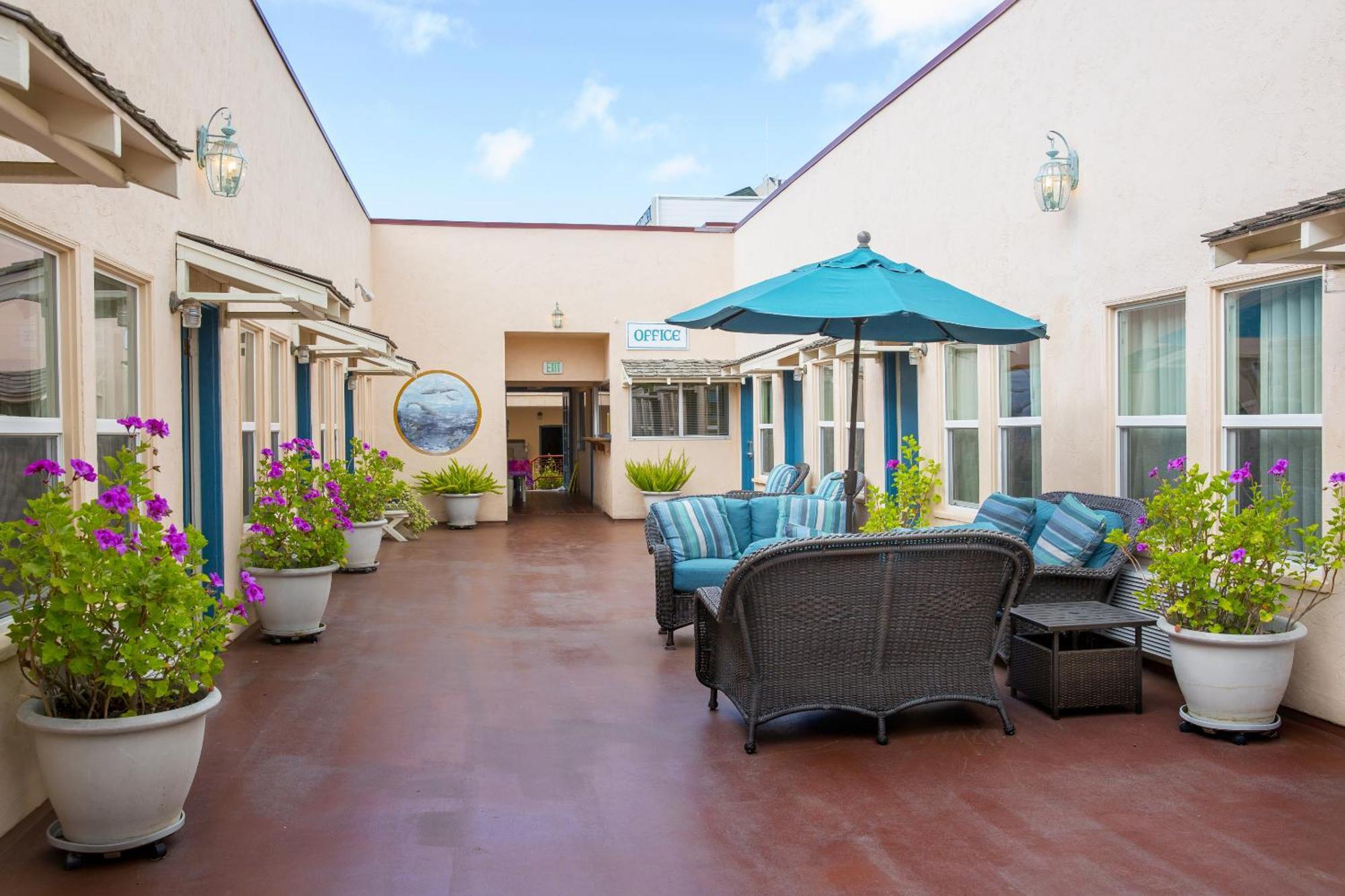 Hotel Mac Rae Avalon Ngoại thất bức ảnh
